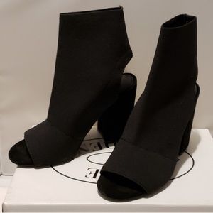 Steve Madden Open Booties (8.5)